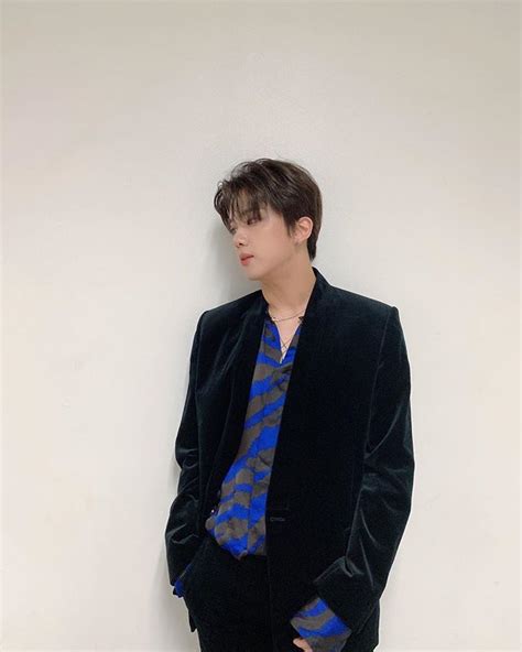 Yjaybaby Yjaybaby Photos Et Vid Os Instagram Blazer Men S