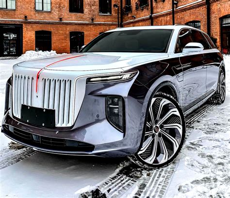 2022 HONGQI E HS9 551 HP Full Size Smart Electric SUV