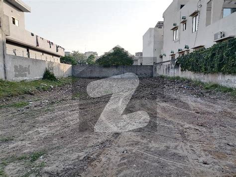 Marghzar Officers Colony Residential Plot For Sale Sized 1 Kanal