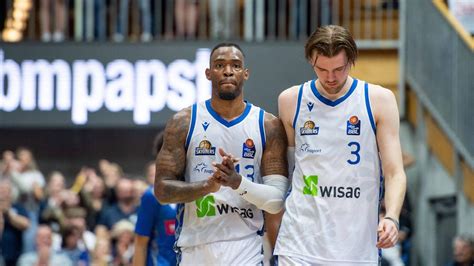 Saisonfinale In Der Bbl Skyliners Steigen Ab Chemnitz In Den Playoffs