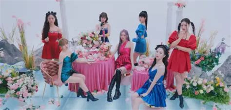 Cherry Bullet A Fait Son Comeback Avec Le MV De P O W Play On The