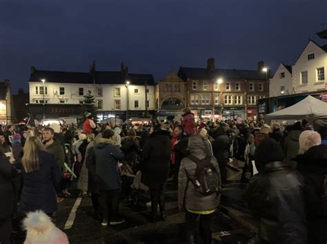 Grantham Christmas Market Lights Switch On Gallery Grantham Matters