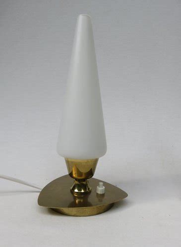 Italienische Vintage Tischlampen Mit Sockel Aus Messing Er Er