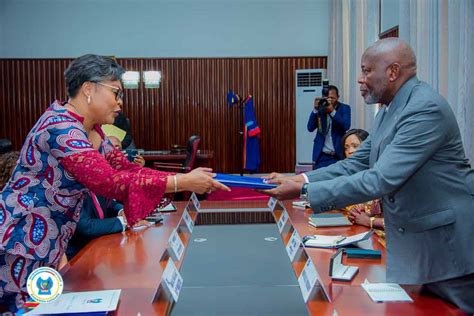 Rdc La Première Ministre Judith Suminwa Tuluka A Déposé Le Programme