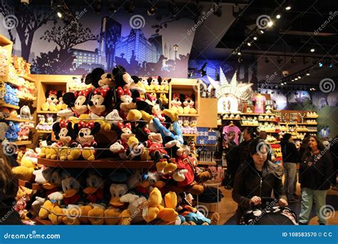 Disney store, Times Square editorial image. Image of times - 108583570