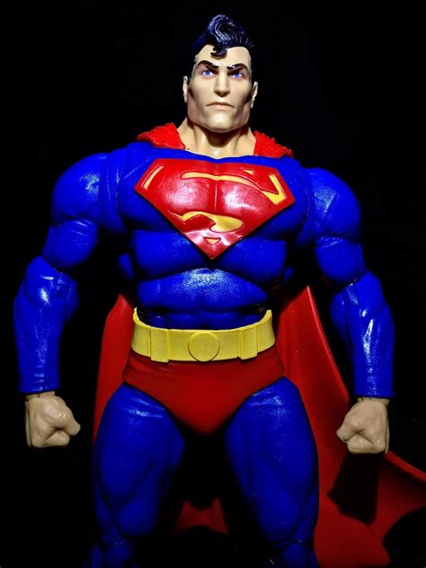 Mcfarlane Dkrrebirth Superman Ractionfigurephotos