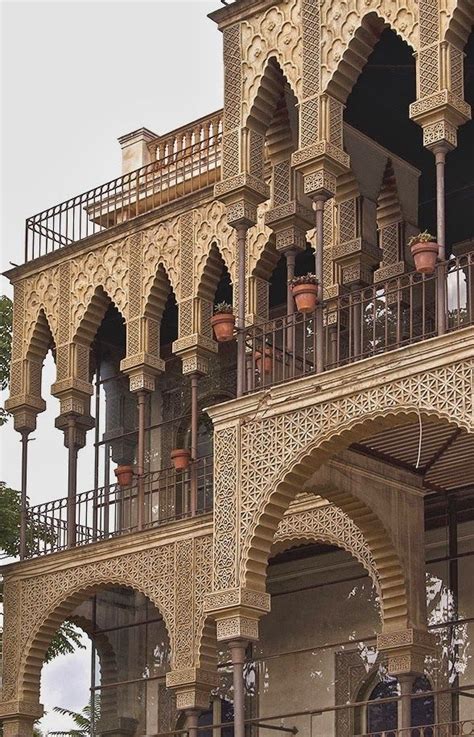 Arquitectura Orientalista A Barcelona La Casa De Les Altures