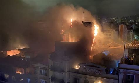 Quatre Ferits Un De Greu En Una Aparatosa Explosi A Barcelona L Nia