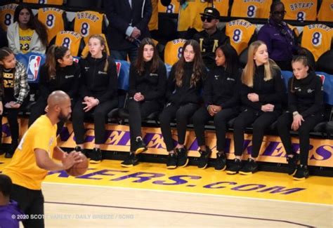 Así Fue El Homenaje De Los Ángeles Lakers A Kobe Bryant En Juego De Nba