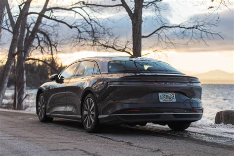 2022 Lucid Air Review A Luxurious Long Range Ev Marred By Software Bugs