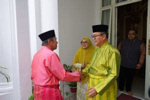 Media Center Begini Momen Gubri Syamsuar Anjangsana Ke Rumah Mantan