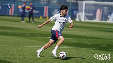 Sin Lionel Messi Psg Contin A Con Su Entrenamiento De Cara A Duelo