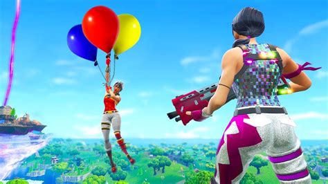 Fortnite Infliggi Danni Agli Avversari Mentre Usi Almeno Un Pallone