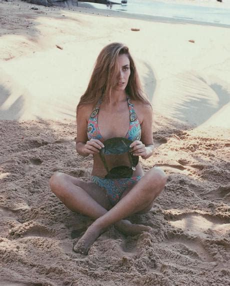 10 Hot Sexy Marta Abril Bikini Pics