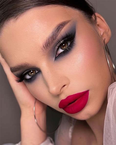 Smokey Eye Makeup Ideas