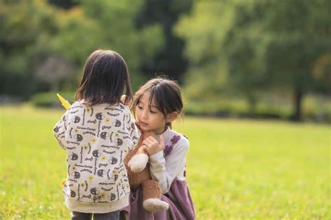 Aitさんのインスタグラム写真 Aitinstagram「 いとこの子と遊んだ時💓 2歳の子と比べるとこんなにも成長したんだ