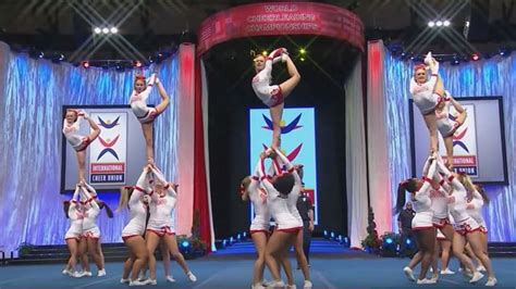 England Squad Win At World Cheerleading Championships Cbbc Newsround