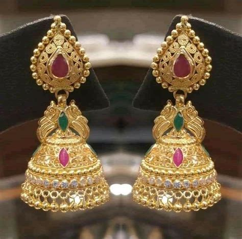 Pin By Shamili On Earrings Bridal Gold Jewellery Designs Gold Bridal