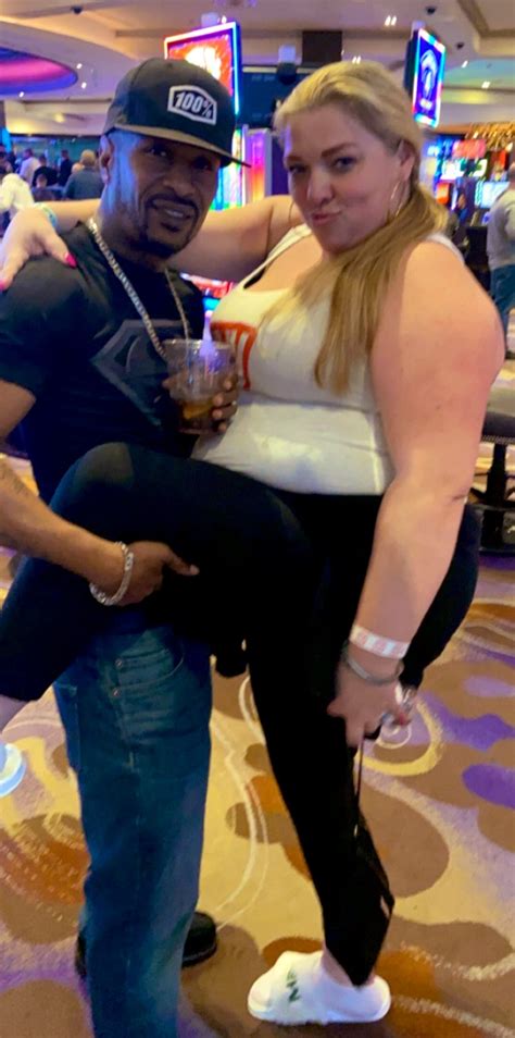 TW Pornstars Lonelywife Bostons BBW Twitter Quick Pic With The