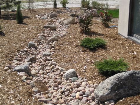 Backyard Dry River Bed Dry River Bed Landscaping Ideas To Try In 2021 A Nest With A Yard