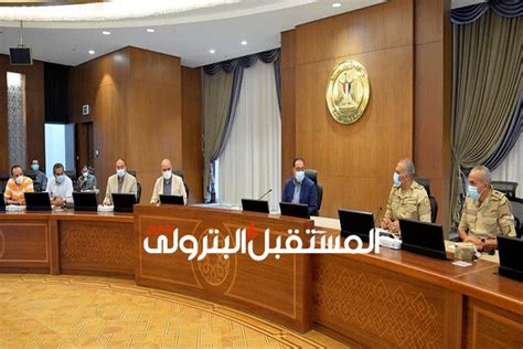 رئيس الوزراء يبدأ جولته بالعاصمة الإدارية الجديدة باجتماع في مقر المجلس