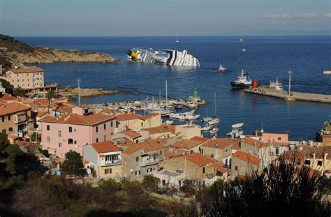 Costa Concordia Disaster Collision Rescue Salvage And Facts Britannica