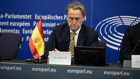 El Supremo Inadmite La Querella De Iu Y Podemos Contra El Eurodiputado