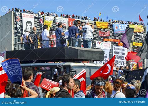 Taksim Gezi Park Protests And Events Taksim Square Appearance