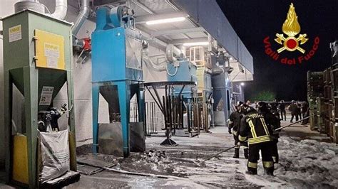 Chiampo Incendio Di Una Sabbiatrice Nell Azienda Came Vicenzareport