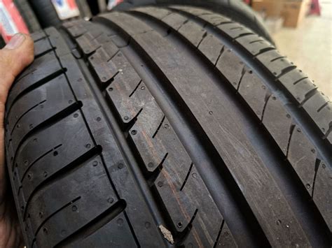 Beginilah Cara Gampang Cek Ketebalan Ban Mobil Mudah Banget