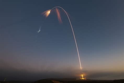 Spacex Lanza Con éxito Un Cohete Falcon 9 Y Pone En órbita 22 Satélites