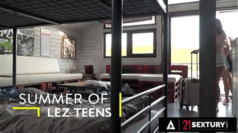 Lesbians Shaving Each Others Pussy Search XNXX