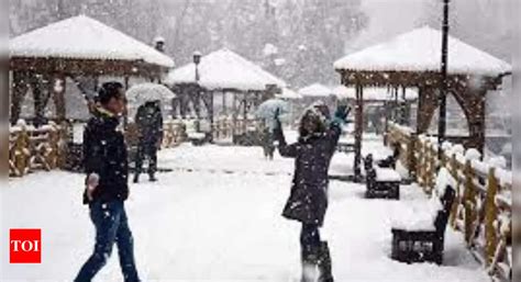 Highest Ever Tourist Footfall In Jammu Kashmir In November Jammu