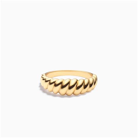 Eline Rosina Croissant Ring Callysta