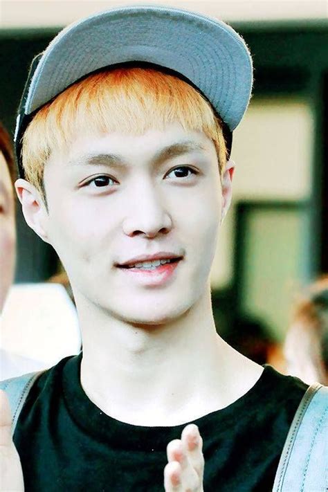 Ghim C A Tr N Lay Zhang Yixing Exo Ang Y U Fans