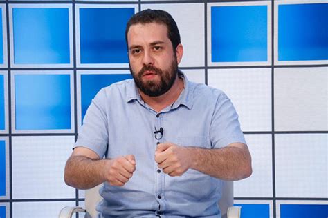 PSOL aprova Guilherme Boulos como pré candidato a governo de São Paulo