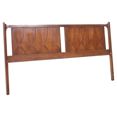 Pair Of Broyhill Brasilia Mid Century Modern Walnut Twin Beds At