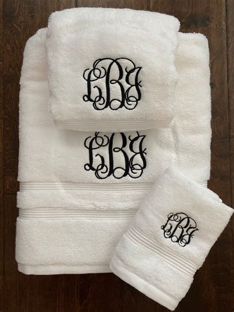 Monogrammed Bath Towel Set Monogrammed 3 Piece Towel Set | Etsy