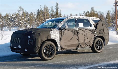 2020 Hyundai full-size SUV spy shots