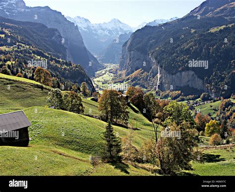 Lauterbrunnental Valle Di Lauterbrunnen Immagini E Fotografie Stock Ad