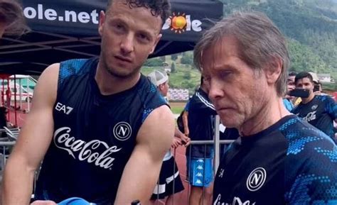 Conte E Oriali Show A Dimaro Gradita Sorpresa Per I Tifosi Del Napoli