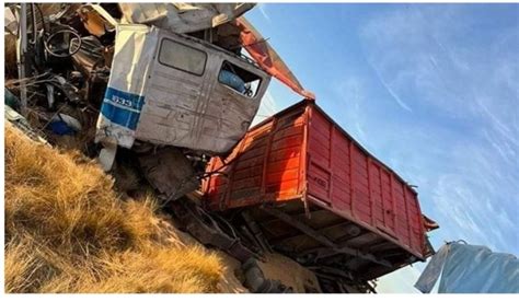 En Un Brutal Choque Entre Dos Camiones Falleci Una Mujer De A Os