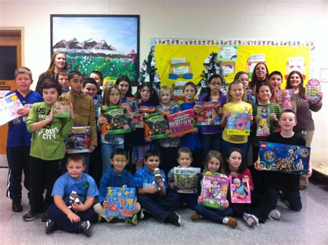 Summit Lane School Holds Holiday Toy Drive For Needy Children