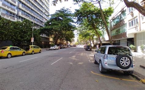 Avenida Bartolomeu Mitre um dos endereços mais cobiçados do Leblon