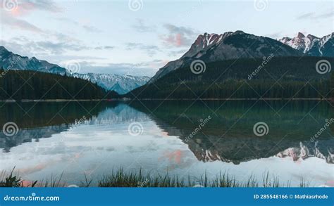 K Moving Timelapse Sunrise Sunset At Two Jack Lake Of Mount Rundle In