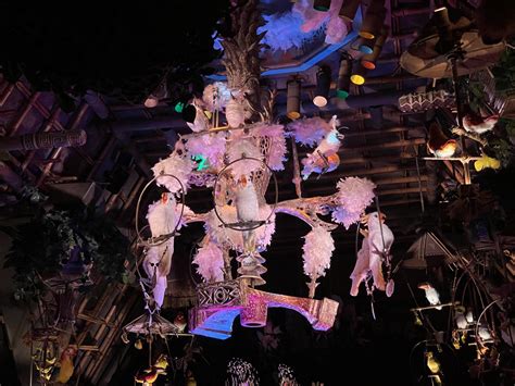 Walt Disney's Enchanted Tiki Room | Disneyland Park