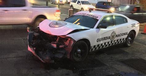 Fuerte Choque Entre Patrulla De Guardia Nacional Y Camioneta