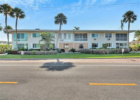 Gulf Shore Blvd N Naples Fl Apartments For Rent Zillow