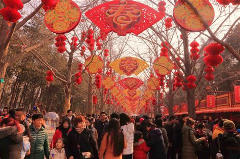 Stunning Images Capture Chinas Colorful Cny Traditions