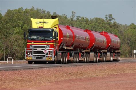 Linfox Truck Stuart Highway Near Palmerston Northern Territory